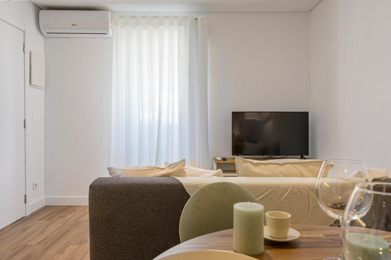 Chalet Marias - Parede Beach Apartments エクステリア 写真