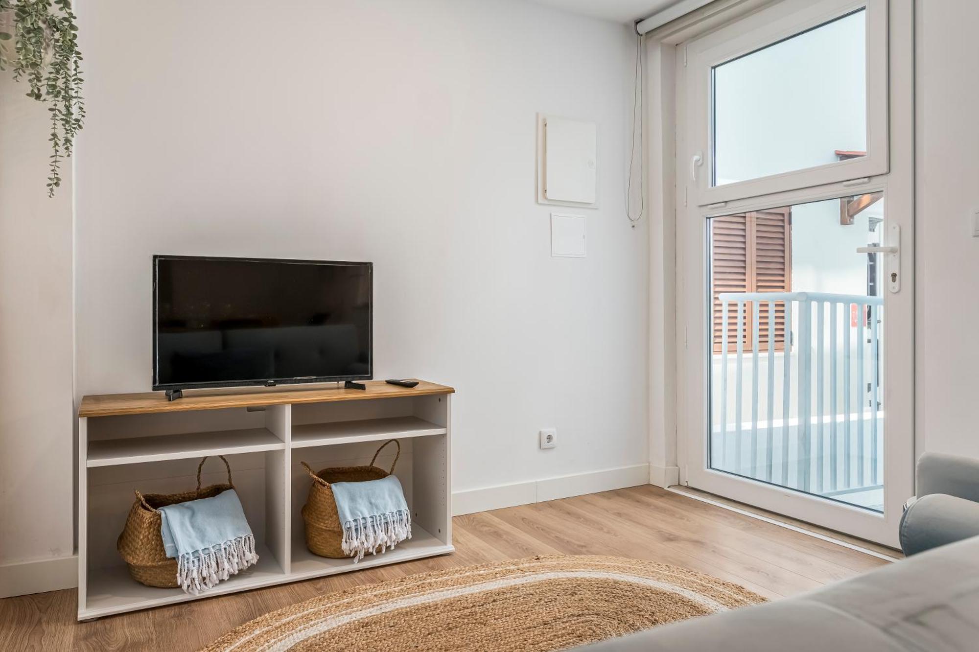 Chalet Marias - Parede Beach Apartments エクステリア 写真