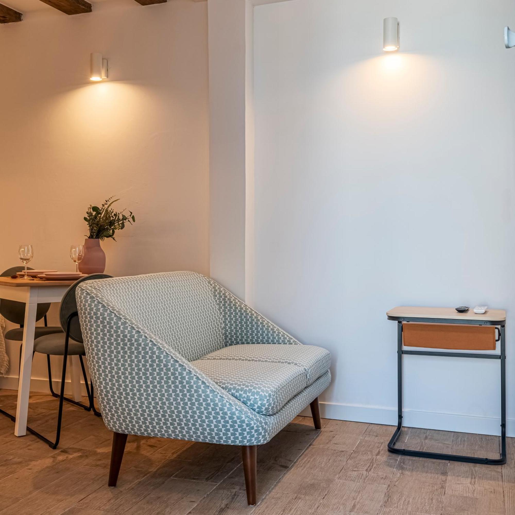 Chalet Marias - Parede Beach Apartments エクステリア 写真